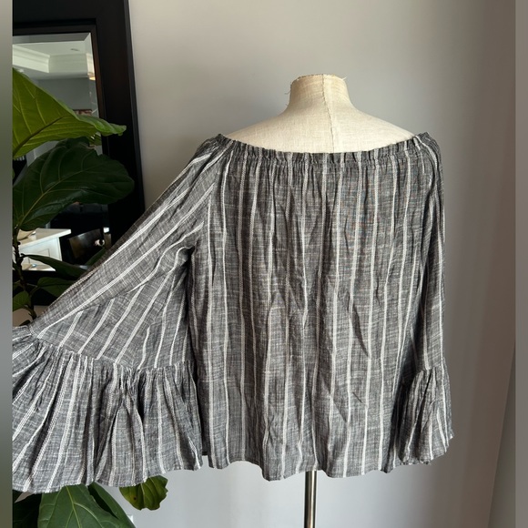 Elan peasant blouse grey/white size large - Picture 2 of 7